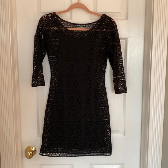 •EXPRESS• Women’s Black Aztec Like Cut Out Dress w/ Attached Slip Underneath - Picture 2 of 8